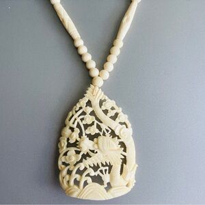 VINTAGE 1950’S CARVED CELLULOID BONE BEAD NECKLACE WITH OPEN CUT DRAGON …
